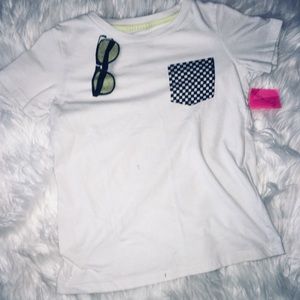 BOYS SIZE 6 TEE